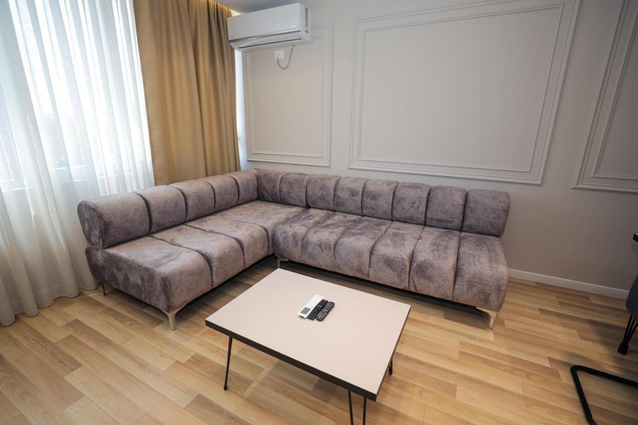 Miku Apartment -Outstanding Apartment At Taiwan ติรานา ภายนอก รูปภาพ